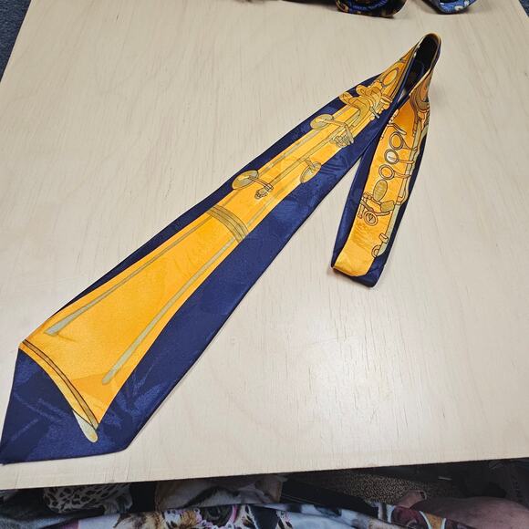 Retro Dimoda Hand Made Imported Peacock 100% Silk Tie clarinet Instrument Italy - Picture 3 of 5